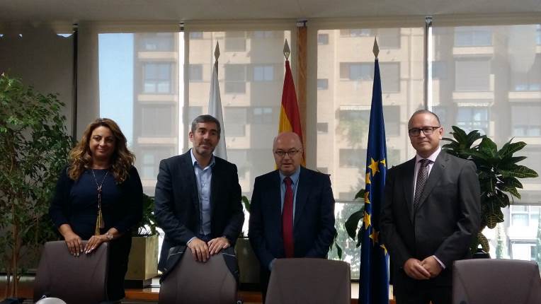 Convenio para el desarrollo de un Plan Integral de Empleo de Canarias