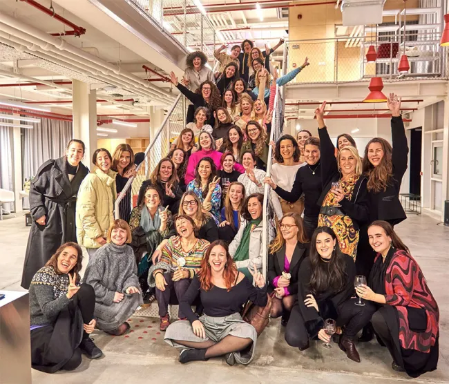 Imagen de mujeres emprendedoras en The Break 