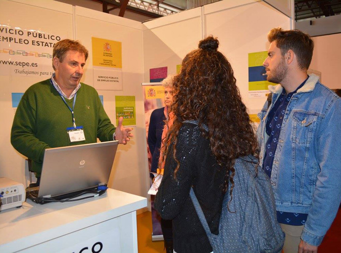 Imagen fondo Feria de Empleo de la Universidad de Sevilla 2016