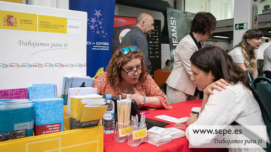 Imagen fondo Salón del Empleo para Francófonos en Barcelona y Madrid